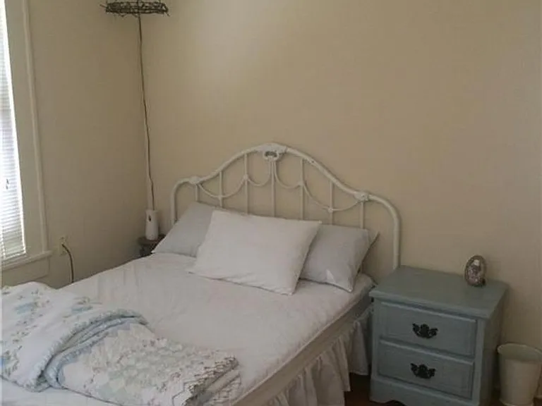 707 1/2 Graham Pl — Photo 12