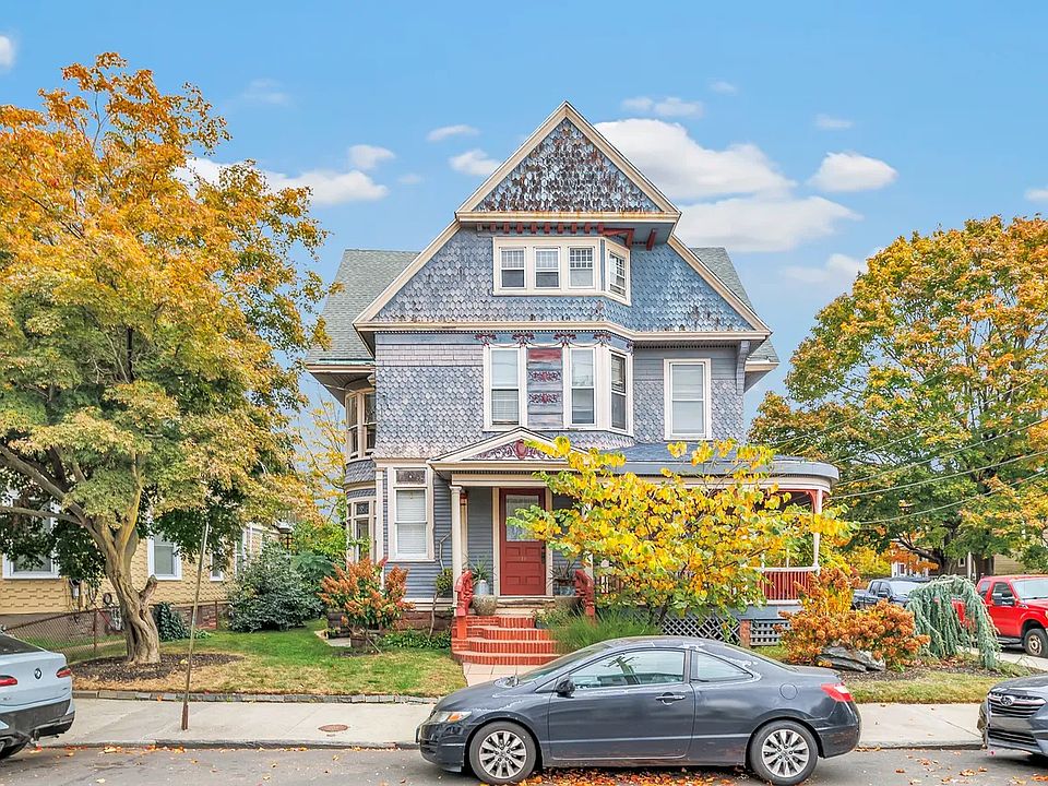 1st image of 276 West Ave #3