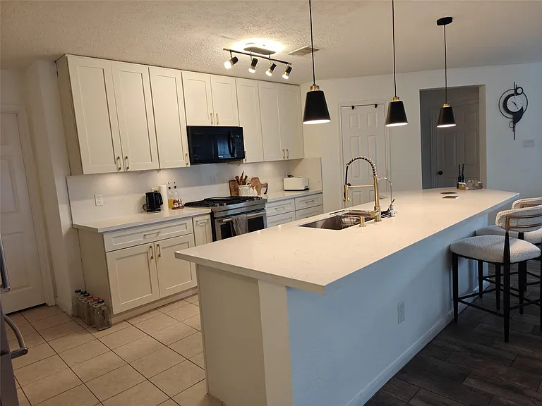 4231 Monticello Terrace Ln — Photo 9