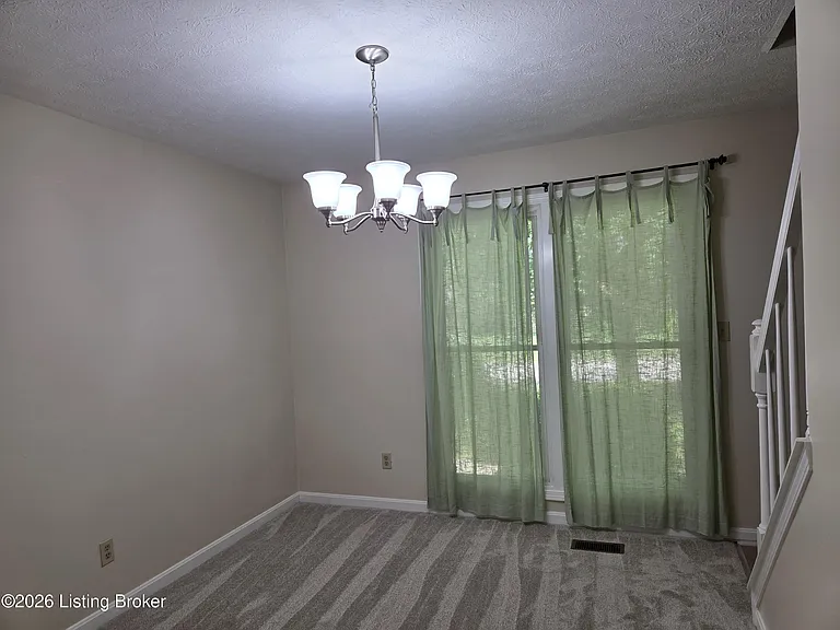 4204 Holly Tree Dr — Photo 7