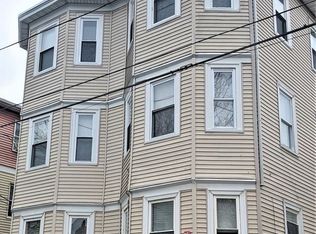 96 Penn St #1L, Providence, RI 02909