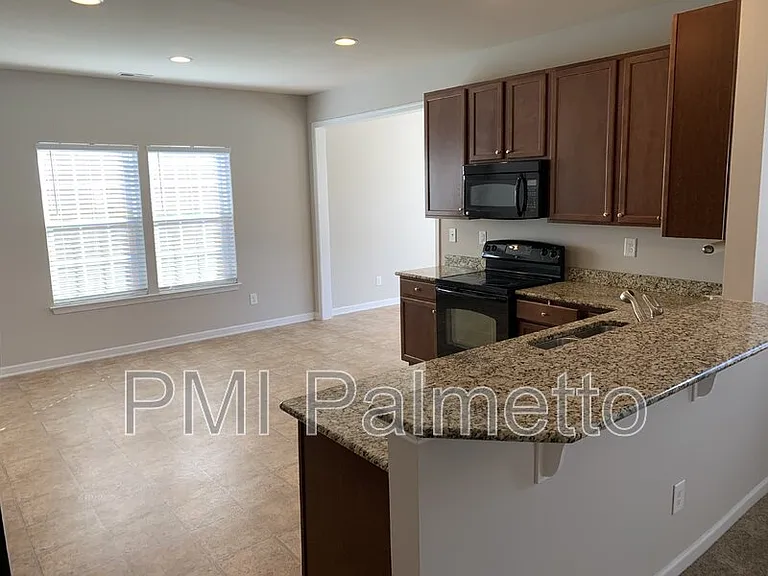 481 Whispering Oak Cir — Photo 8