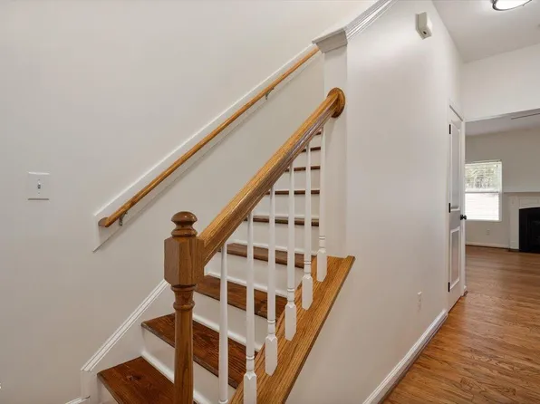 115 Golden Meadow Ct, Durham, NC 27704