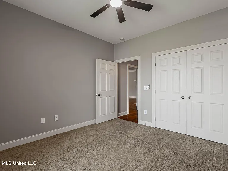 101 Sara Fox Dr — Photo 19