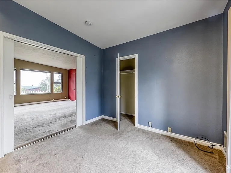26163 Iowa Ave NE — Photo 16