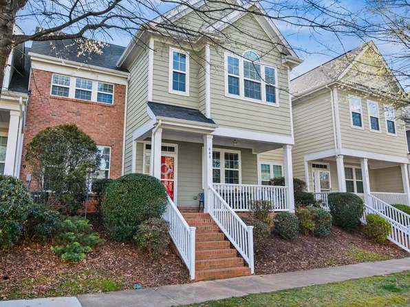 649 Democracy St, Raleigh, NC 27603