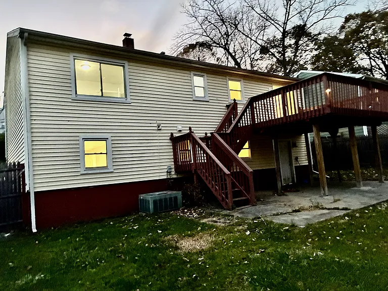 112 Peabody St — Photo 8
