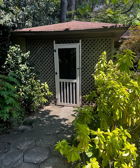 Screened Summer house in Back Yard