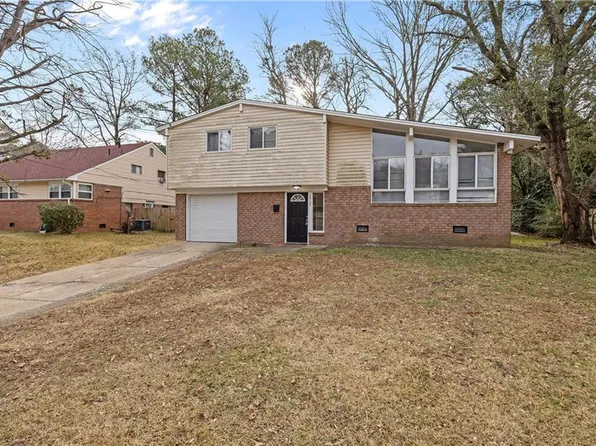 5535 Sandpiper Ln, Norfolk, VA 23502