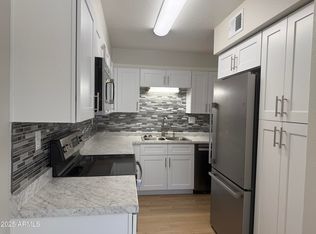 950 S Valencia UNIT 9, Mesa, AZ 85202