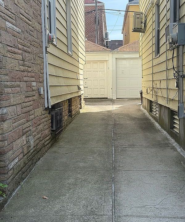 2nd image of 1032 68th St
