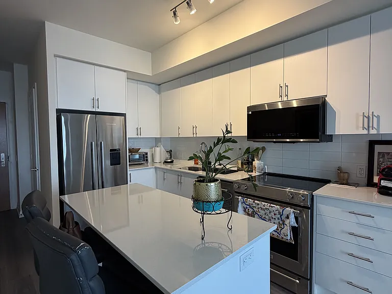 8960 Jane St #1816 — Photo 2