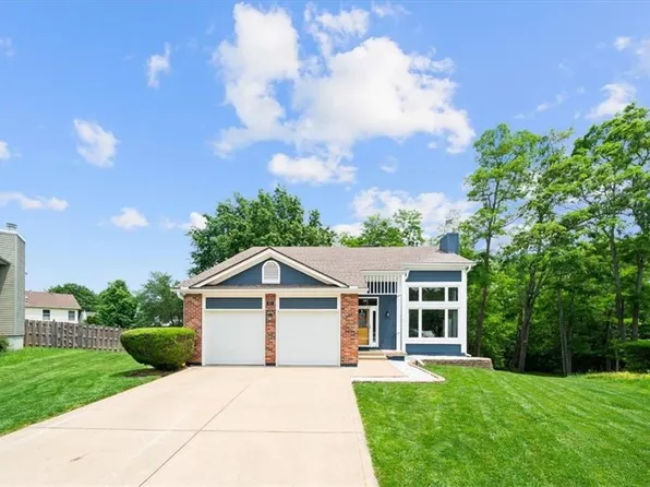 511 SE Franklin Ct, Blue Springs, MO 64014