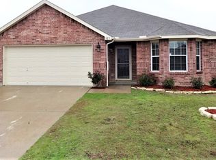 329 Leisure Lane, Waxahachie, TX 75165