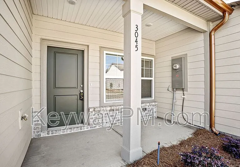 3079 Venetian Dr — Photo 2