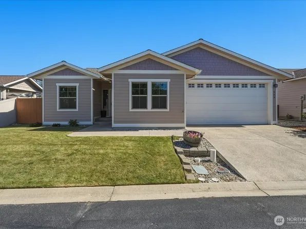566 Village Drive, Manson, WA 98831