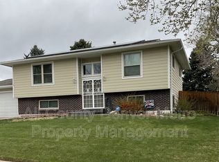 6861 W 68th Pl, Arvada, CO 80003