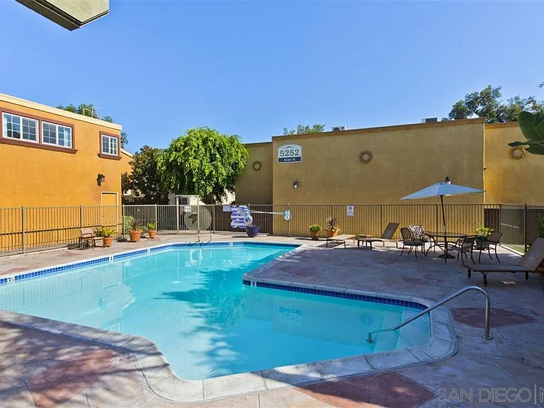 5404 Balboa Arms Dr #460 — Photo 15