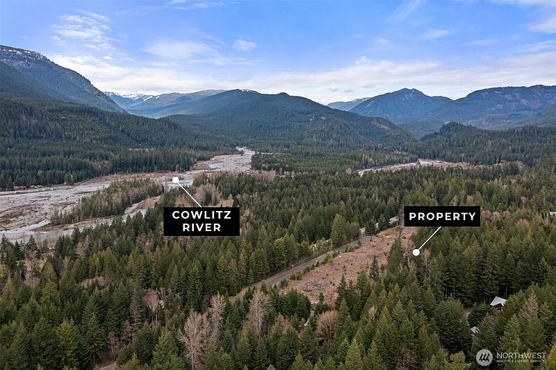 2nd image of 134 Grizzly Road