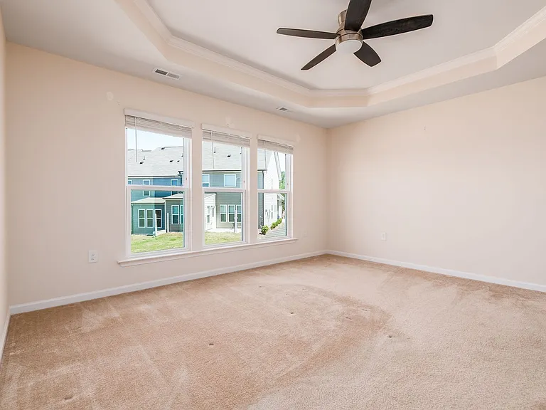 105 Lafferty St — Photo 11