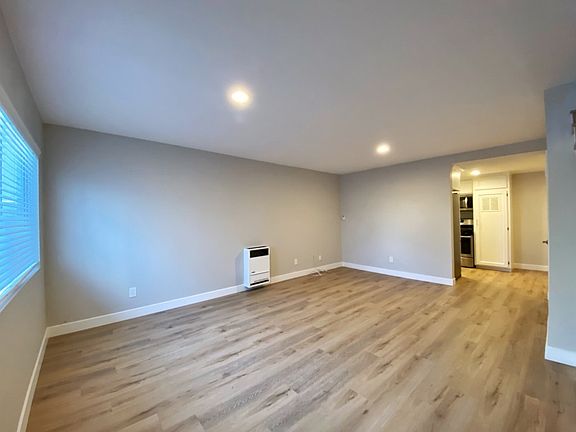 4th image of 1224 24th St #A