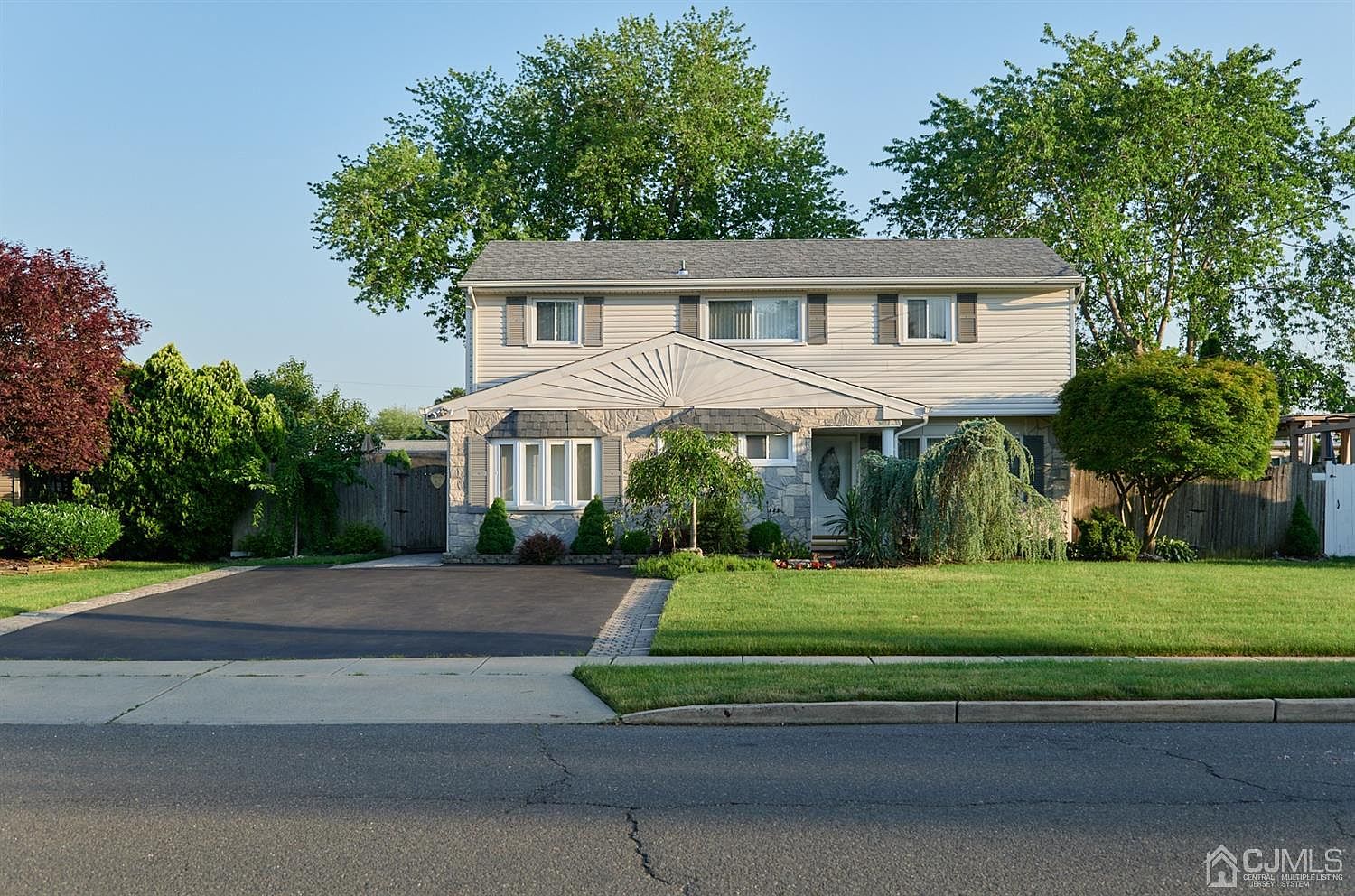 207 Throckmorton Ln, Old Bridge, NJ 08857 Zillow