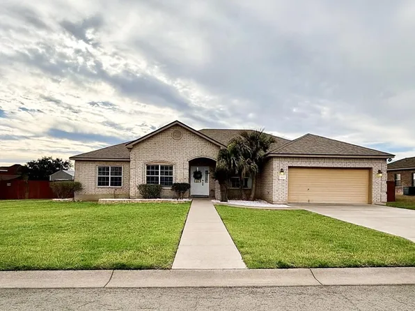 227 Running Bear Trl, Del Rio, TX 78840