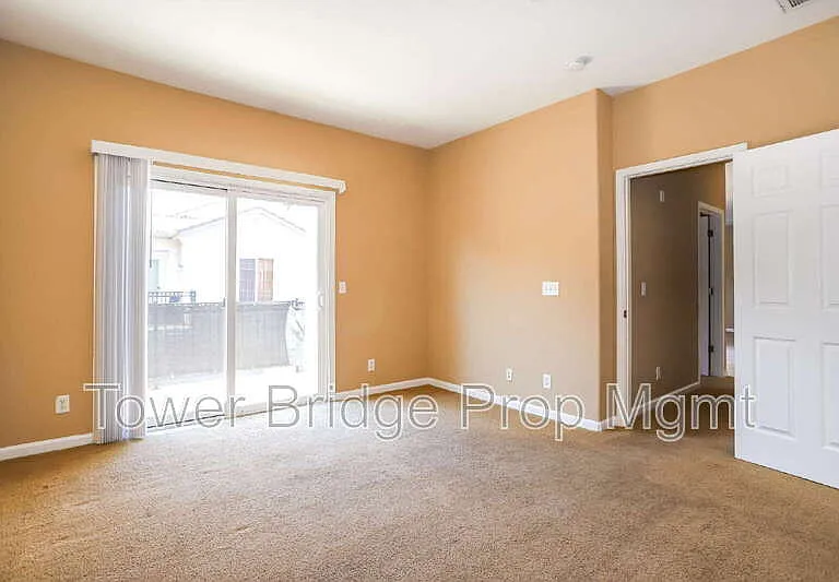 3301 N Park Dr #1411 — Photo 9