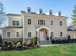 132 Rensselaer Rd, Essex Fells, NJ 07021