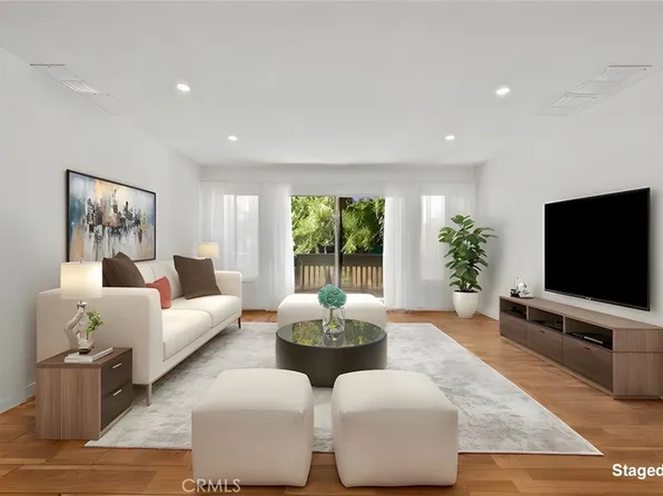 8601 International Ave Unit 138, Canoga Park, CA 91304