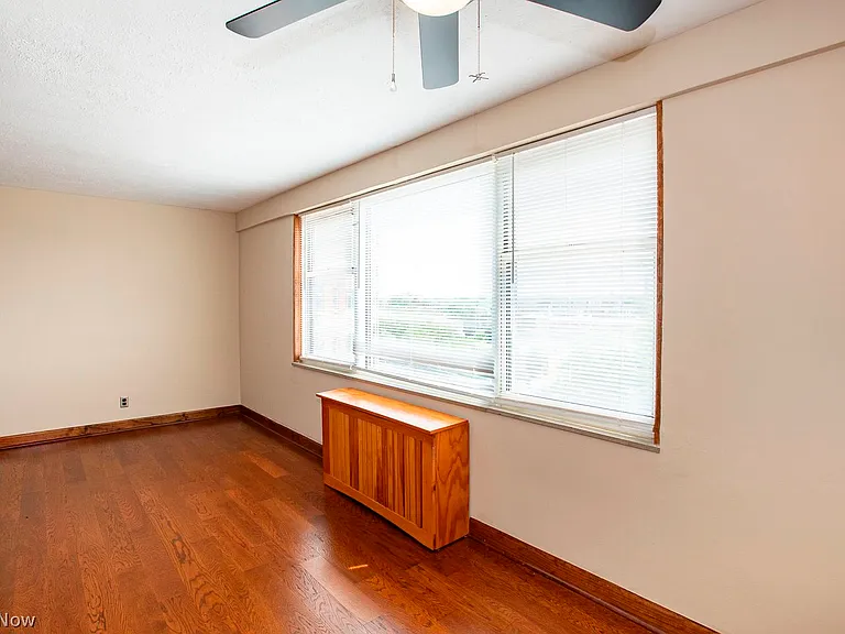 11850 Edgewater Dr #701 — Photo 8