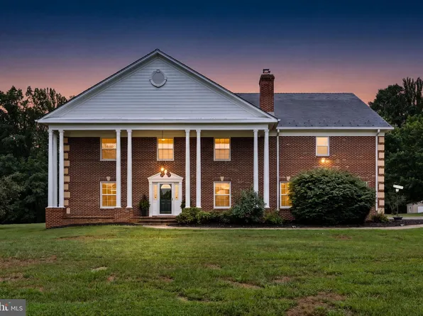 4740 Angus Dr, Gainesville, VA 20155