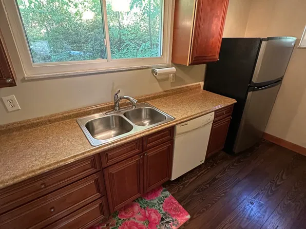 190-192 Kearns Ave, Pittsburgh, PA 15220