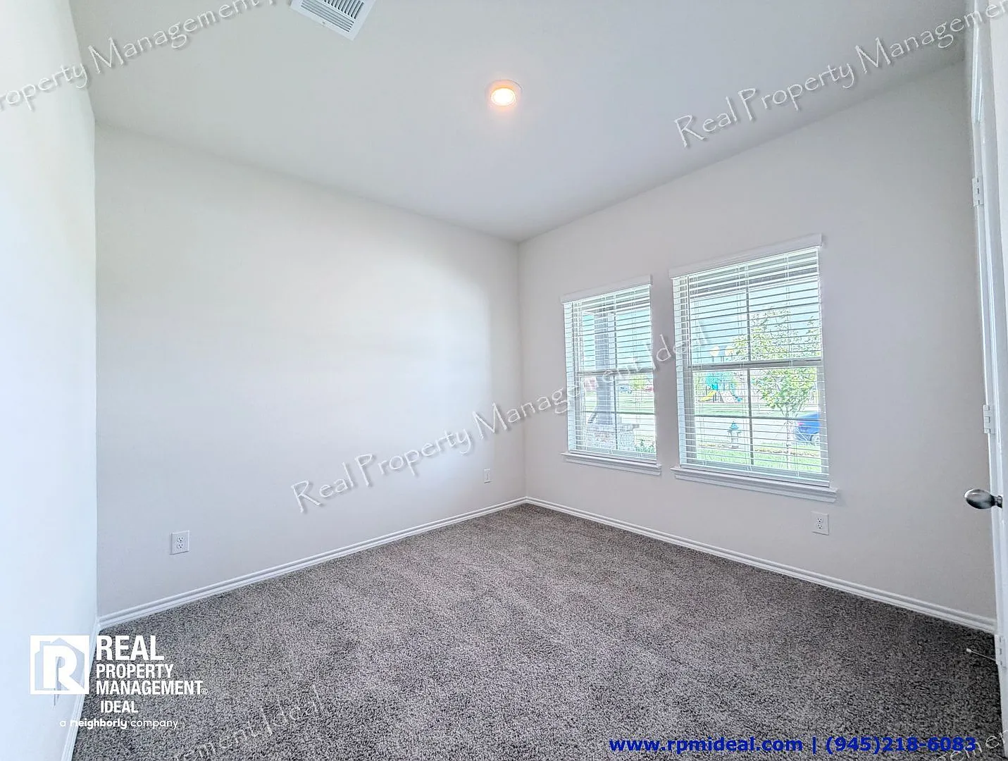 4 bed, 3.0 bath, 2235 sqft, $2,249 — Photo 4