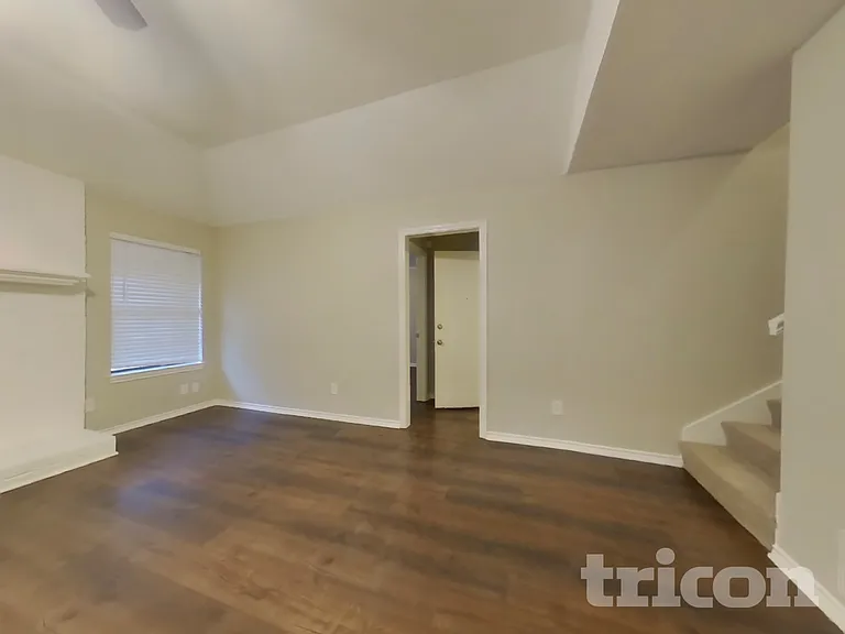 2125 W Nathan Lowe Rd — Photo 2