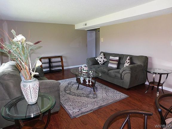 4th image of 52A Foxberry Dr