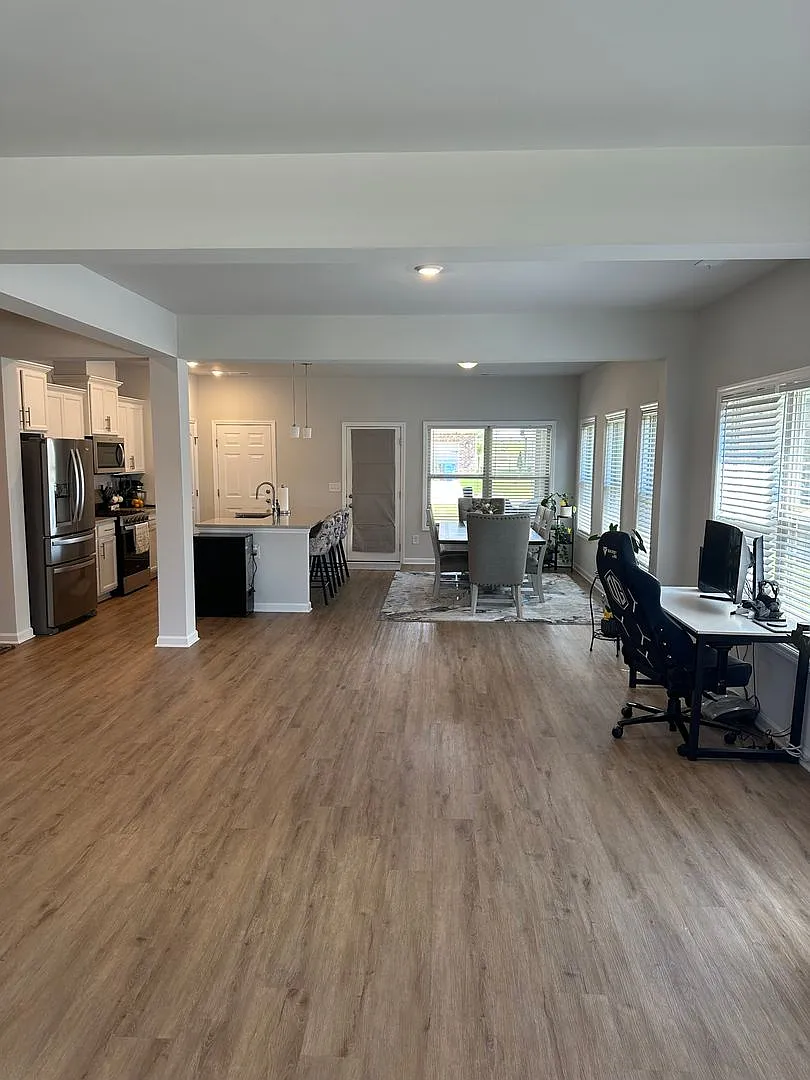 Beautiful Home in Boardwalk Subdivision in Athens — Photo 3