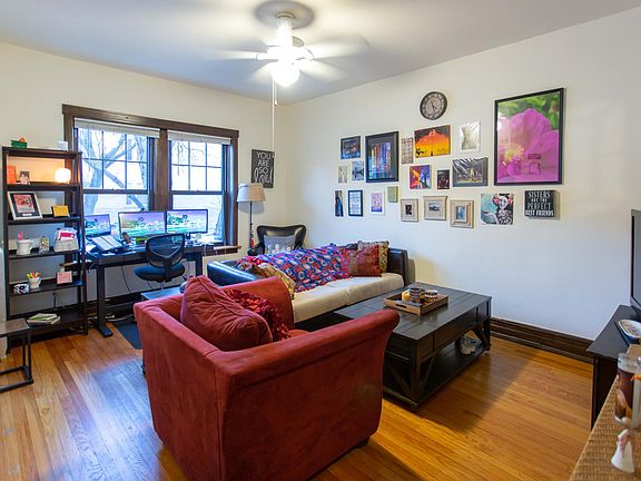 2nd image of 1528 W Berteau Ave #1