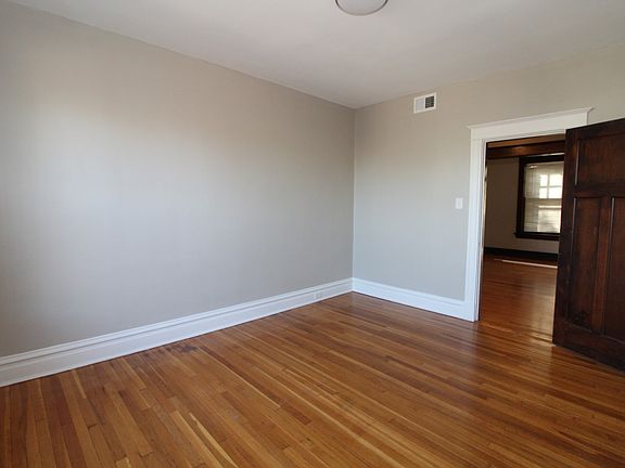 4th image of 2608 Louisiana Ave APT 2N