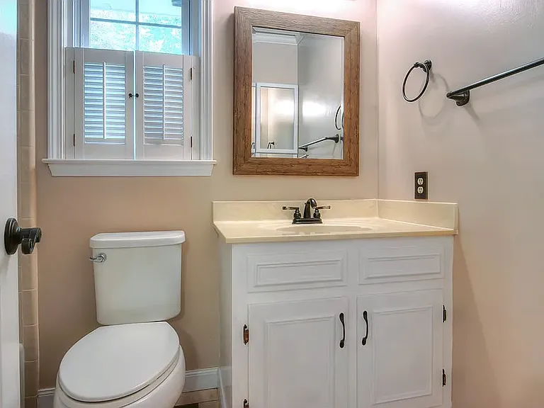 2704 Powhatan Dr — Photo 33