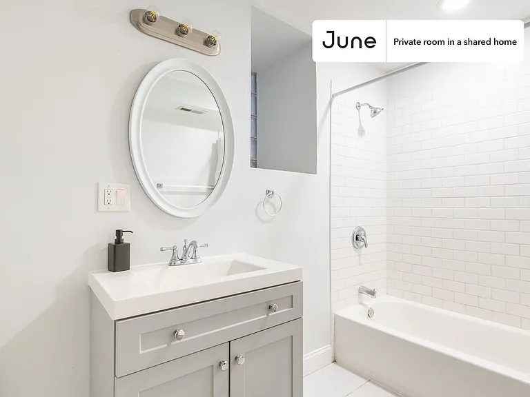 20 S Seeley Ave #A — Photo 14