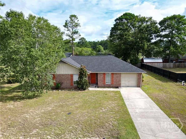 33 W Kenny Drive, Hinesville, GA 31313