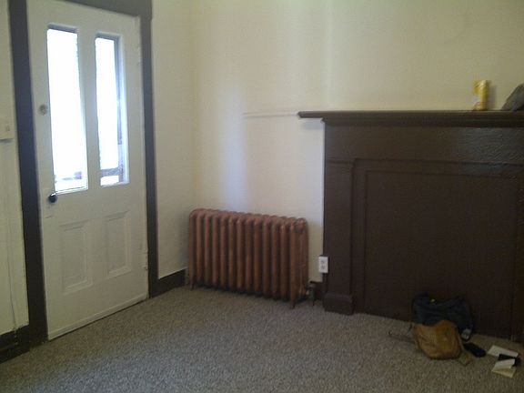 5th image of 156 S Mulberry St