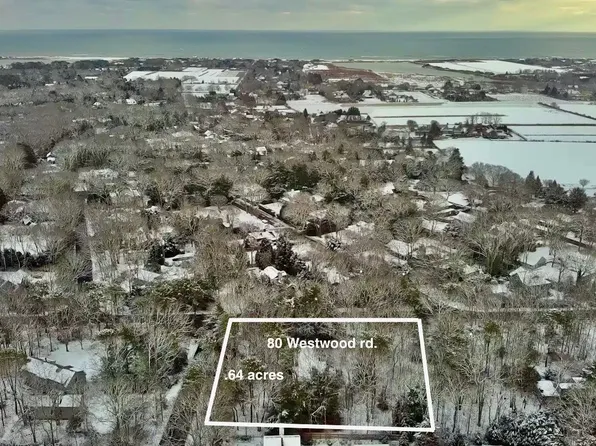 80 Westwood Rd, Wainscott, NY 11975