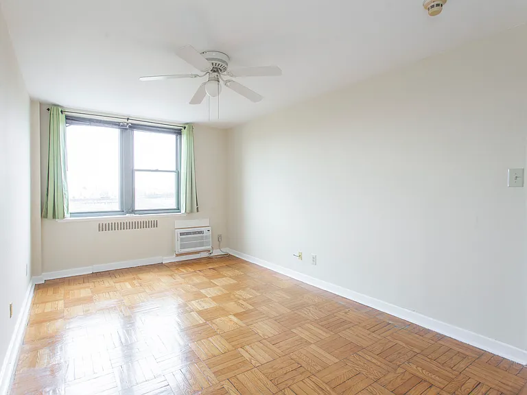 2601 Pennsylvania Ave #711 — Photo 5