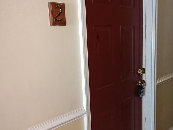 2nd image of 23 S Indian Aly APT 2