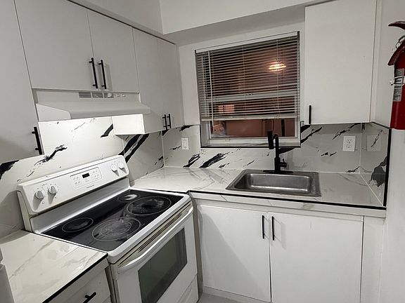 4th image of 1038 NW 3rd Ave APT 3