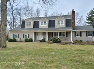 6 Stockton Rd, North Haledon, NJ 07508