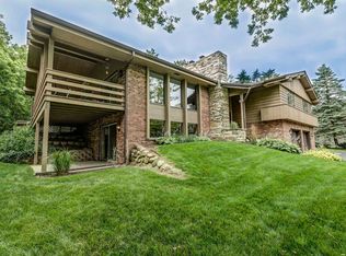 755 Waters Edge, Racine, WI 53402