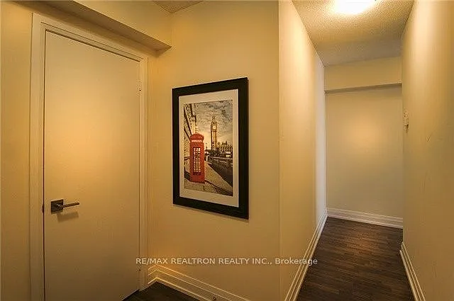 565 Wilson Ave #702W — Photo 2